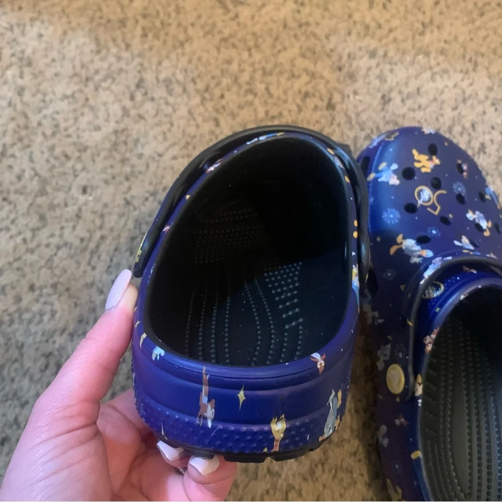 SOLD! NEW Disney 50th anniversary celebration crocs with original packaging - Picture 8 of 12
